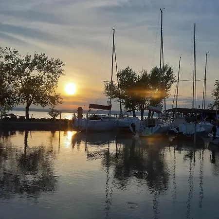 Portum Vendeghaz シオーフォク