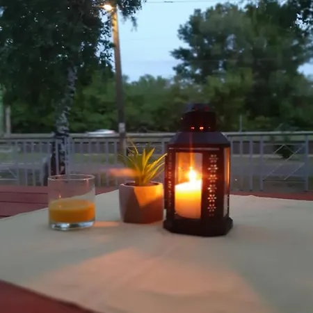 アパート Portum Vendeghaz *