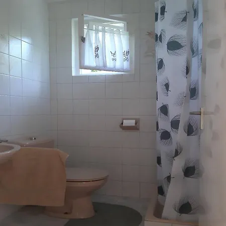 Portum Vendeghaz Apartment *